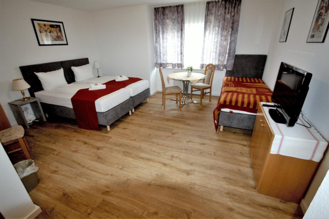 Hotel Leo Muehlhausen Eksteriør billede