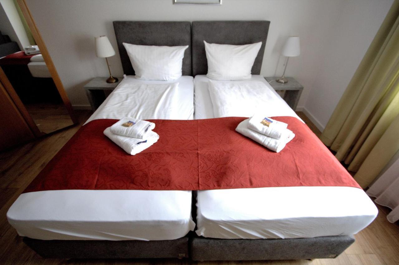Hotel Leo Muehlhausen Eksteriør billede