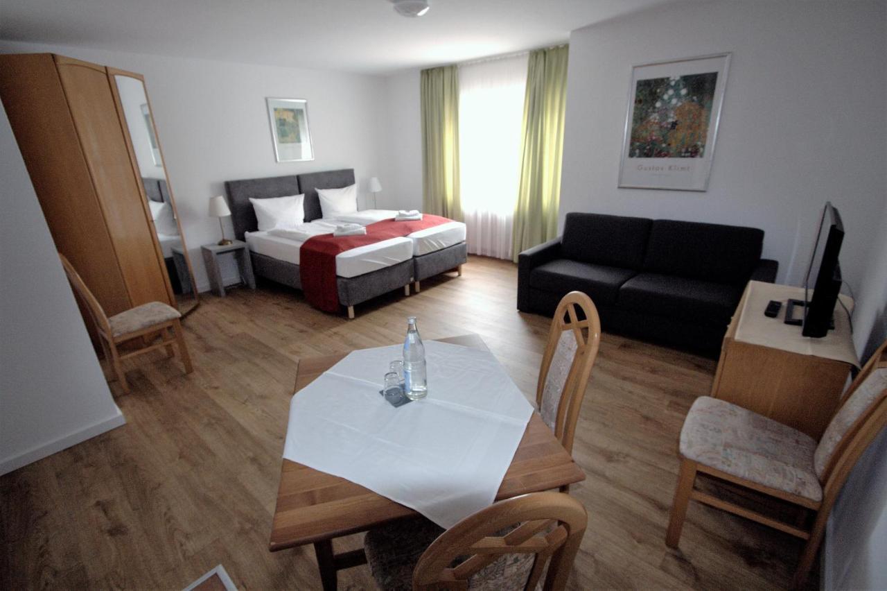Hotel Leo Muehlhausen Eksteriør billede
